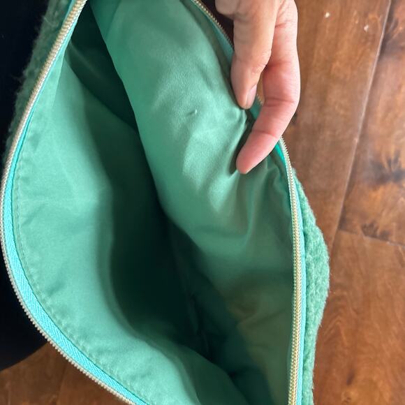 NEW Noted By Post It Laptop Pouch Case Cover Green Fuzzy Zipper 10 in x 15 in - Picture 5 of 6